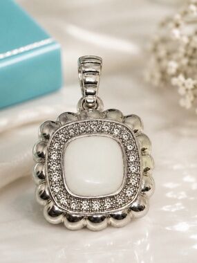 John Hardy Milky quartz Diamond Pendant Enhancer Bedeg Collection 925 silver